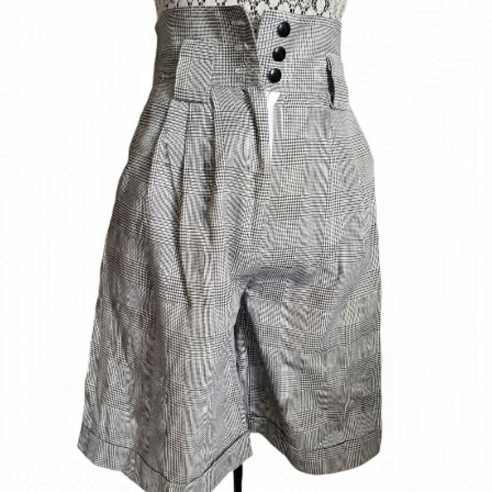 Vintage High Waisted Houndstooth Shorts